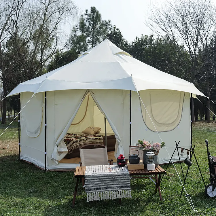 Moderne mongolsk yurttelt fører en ny trend inden for udendørs glamping